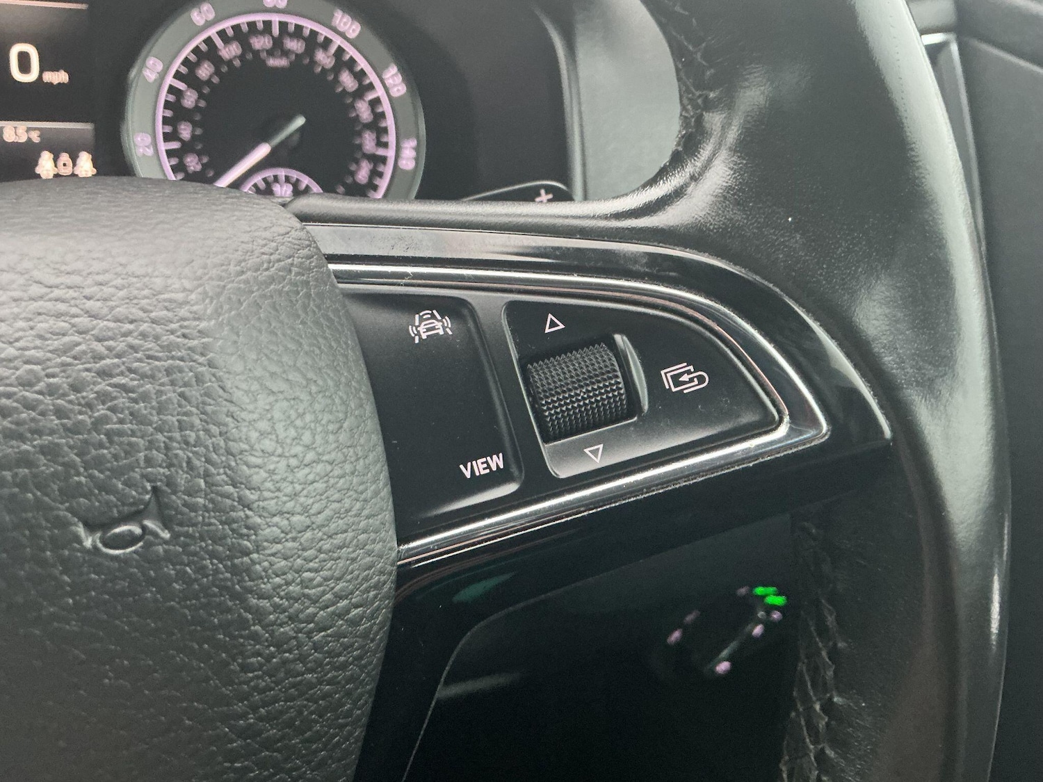 Used Skoda Karoq 2018 for sale - 77074920: Photo 20