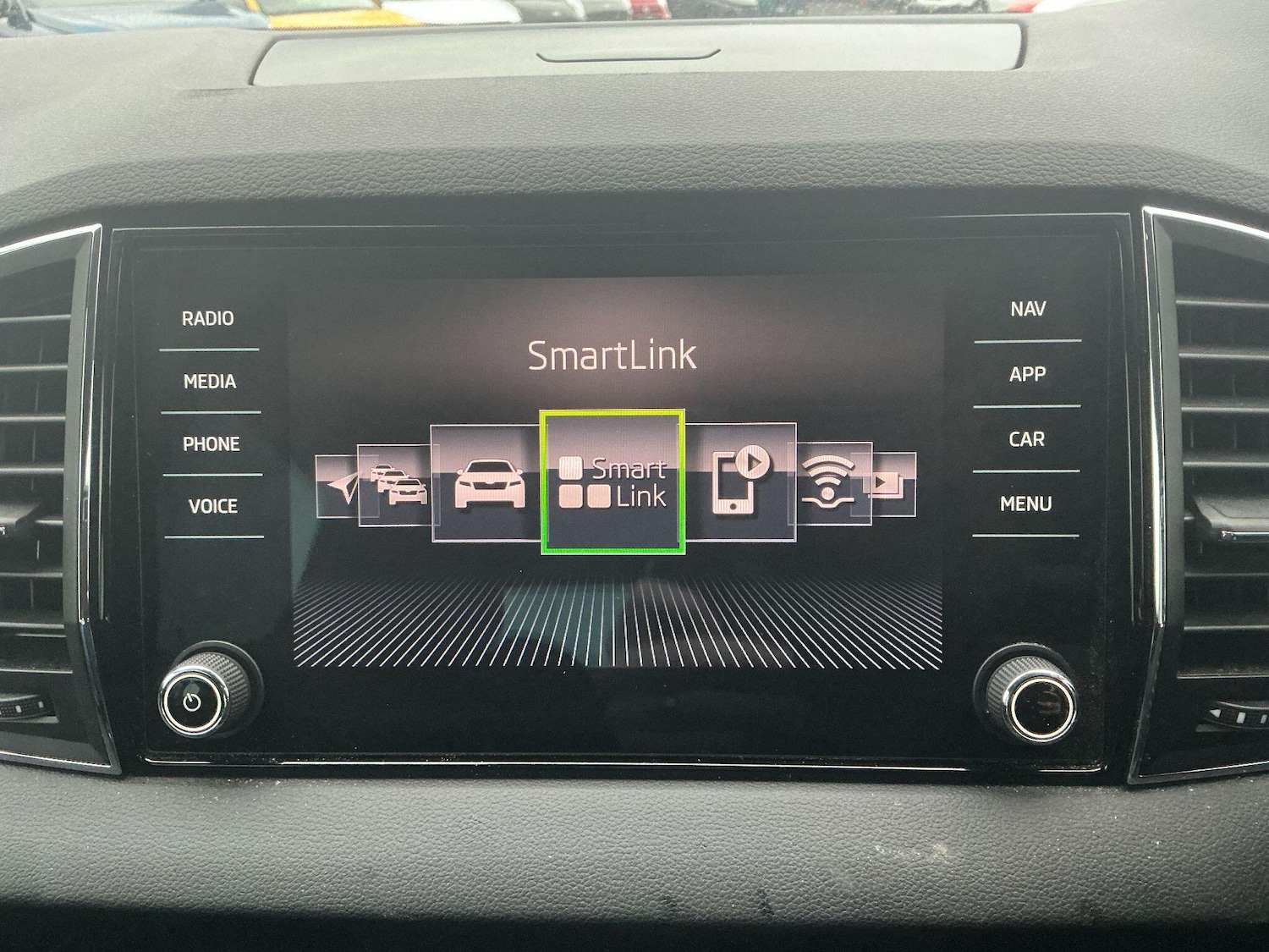 Used Skoda Karoq 2018 for sale - 77074920: Photo 32