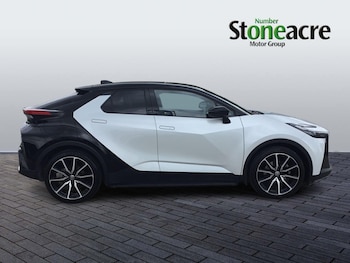 Used Toyota C-HR 2024 for sale - 77017179: Photo