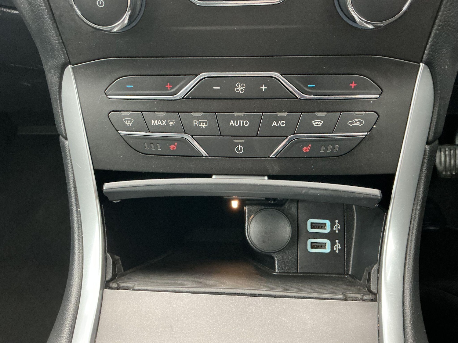Used Ford Galaxy 2021 for sale - 76315078: Photo 33