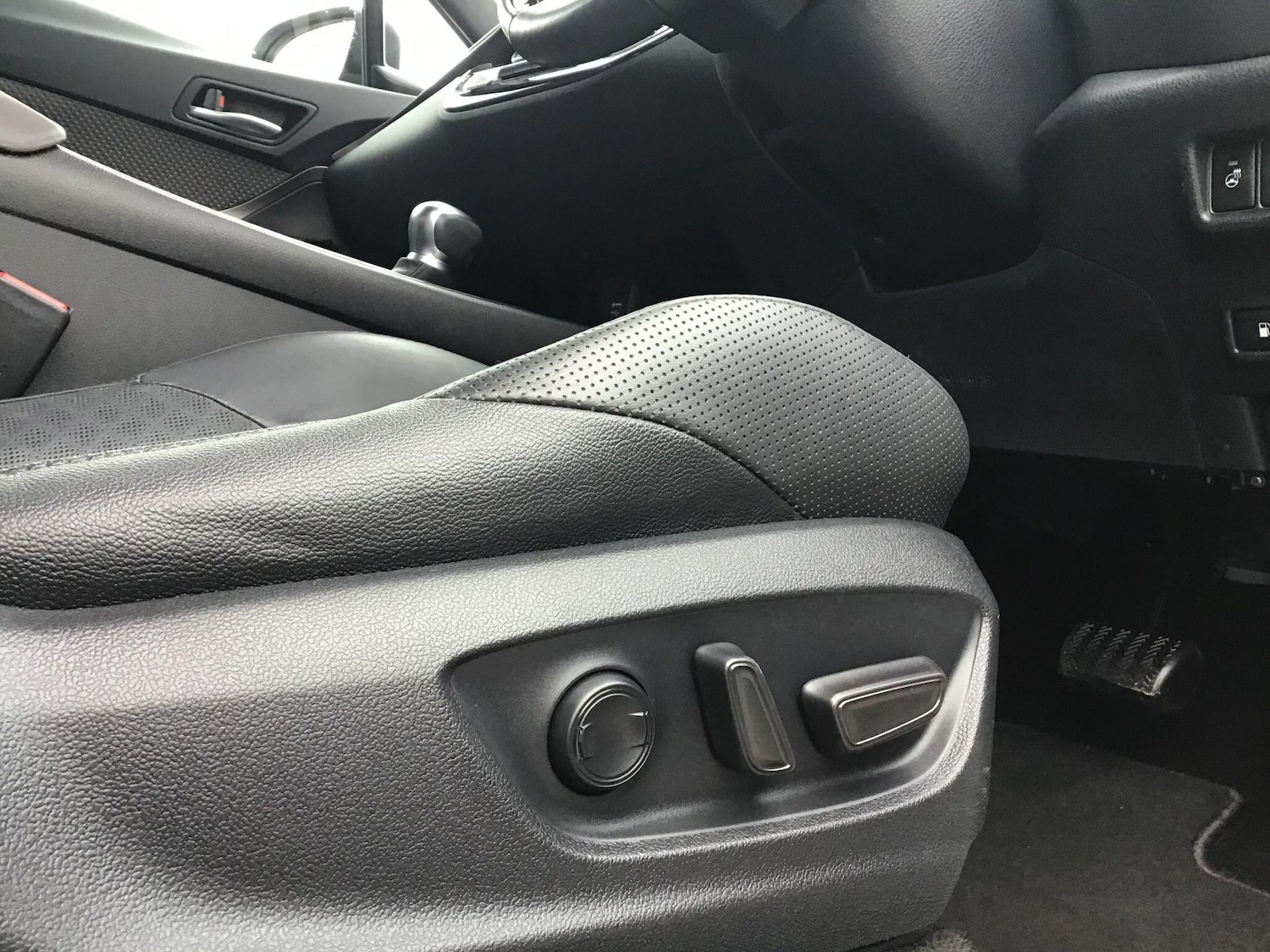 Used Toyota C-HR for sale - 76997543: Photo 15