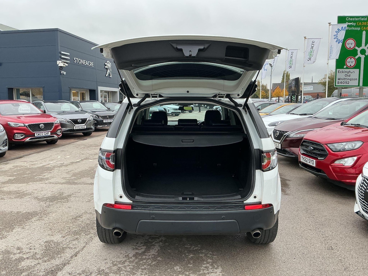 Used Land Rover Discovery Sport 2017 for sale - 76572360: Photo 25