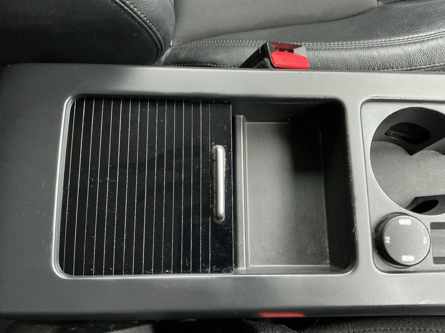 Used Land Rover Discovery Sport 2017 for sale - 76572360: Photo 31