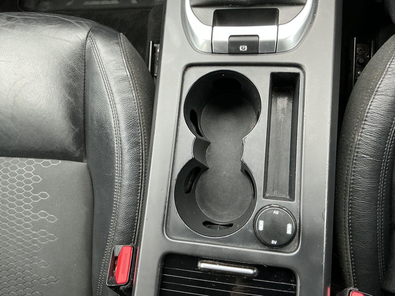 Used Land Rover Discovery Sport 2017 for sale - 76572360: Photo 32