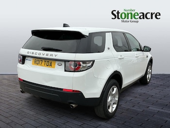 Used Land Rover Discovery Sport 2017 for sale - 76572360: Photo