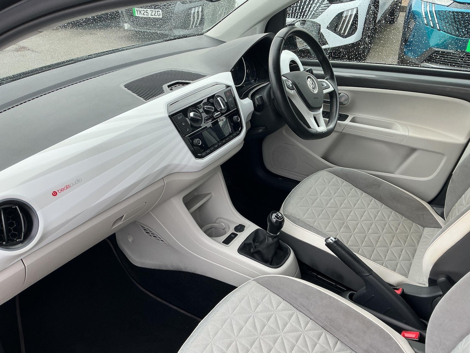 Used Volkswagen up! 2023 for sale - 77021068: Photo 22