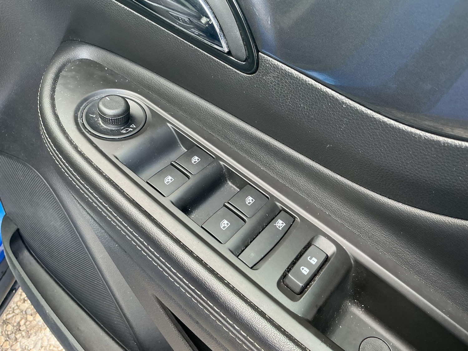 Used Vauxhall Mokka X 2018 for sale - 77671655: Photo 28