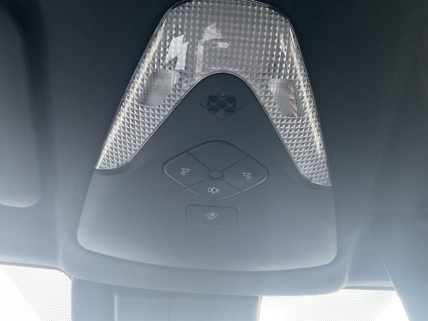 Used Toyota C-HR 2017 for sale - 78170440: Photo 41