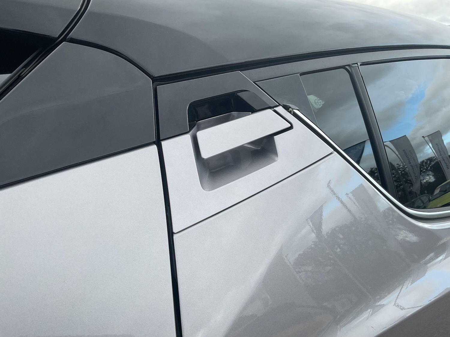 Used Toyota C-HR 2017 for sale - 78170440: Photo 45