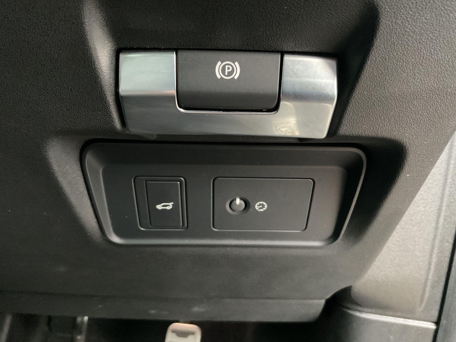 Used Land Rover Discovery Sport 2023 for sale - 77060126: Photo 25