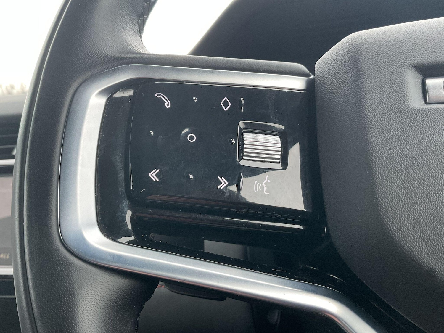 Used Land Rover Discovery Sport 2023 for sale - 77060126: Photo 72