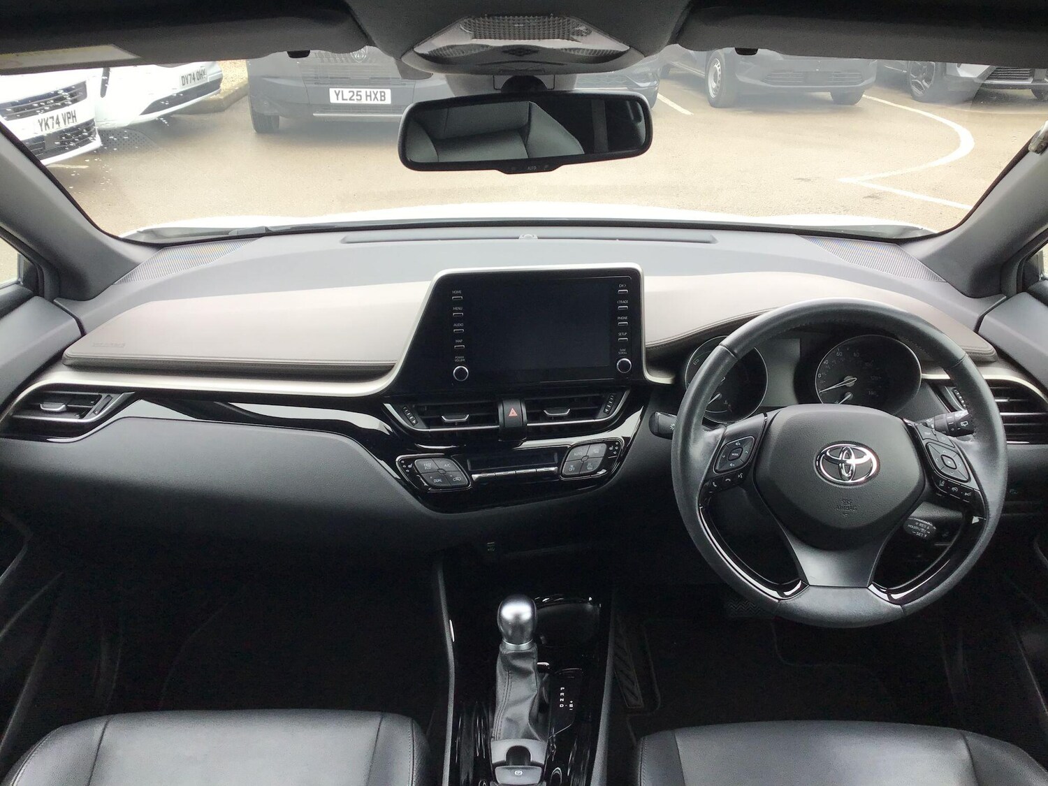 Used Toyota C-HR 2020 for sale - 76381136: Photo 20