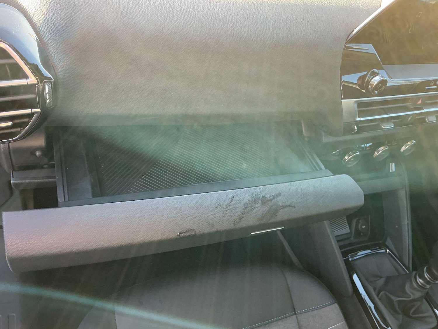 Used Citroen C4 2024 for sale - 77060382: Photo 24