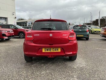 Used Suzuki Swift 2018 for sale - 78127929: Photo