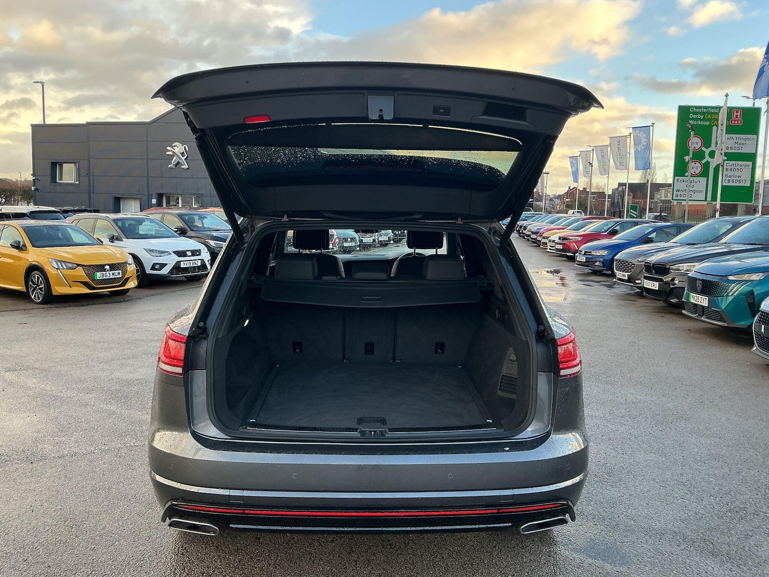 Used Volkswagen Touareg 2019 for sale - 77202425: Photo 26