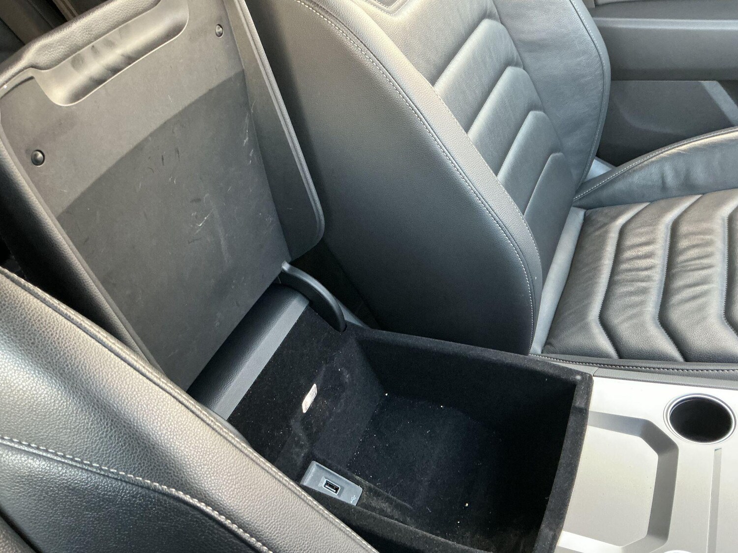 Used Volkswagen Touareg 2019 for sale - 77202425: Photo 47