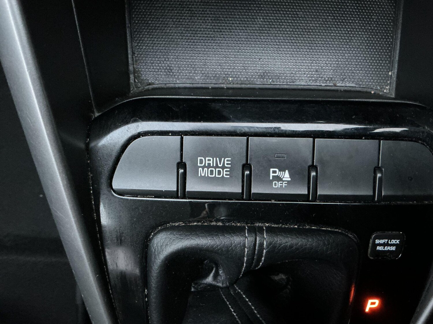 Used Kia Stonic 2022 for sale - 76850499: Photo 29