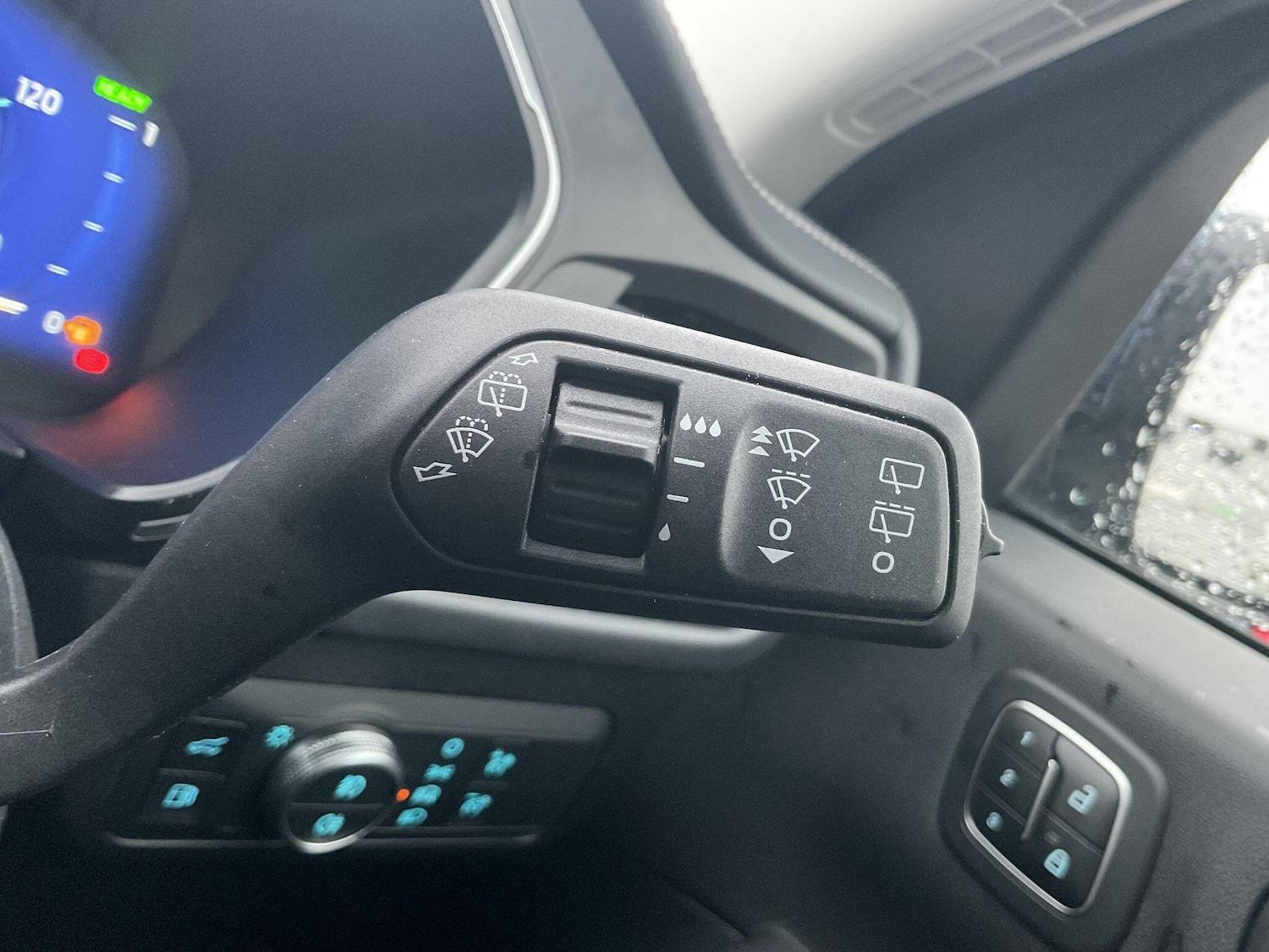 Used Ford Kuga 2023 for sale - 77376247: Photo 21