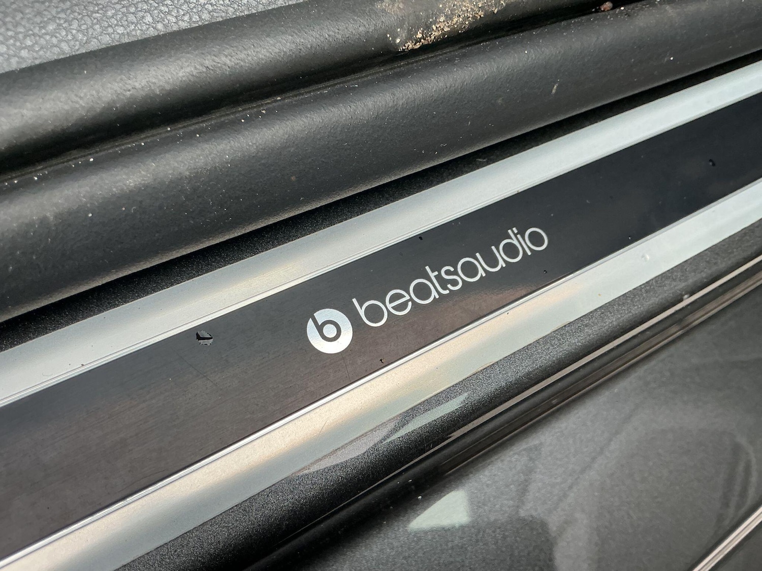 Used Volkswagen up! 2023 for sale - 76370178: Photo 31