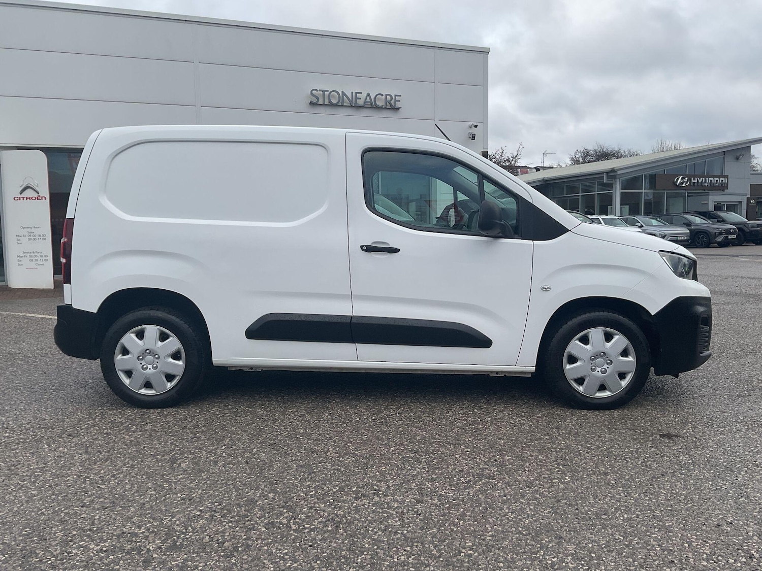 Used Peugeot Partner for sale - 77242709: Photo 2