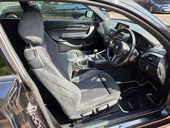 Used BMW 2 Series 2015 for sale - 78985596: Photo