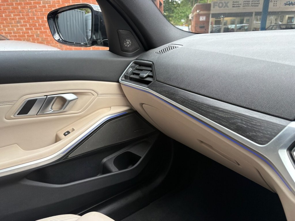 Used BMW 3 Series 2019 for sale - 76092596: Photo 24