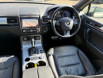 Used Volkswagen Touareg 2015 for sale - 78569733: Photo