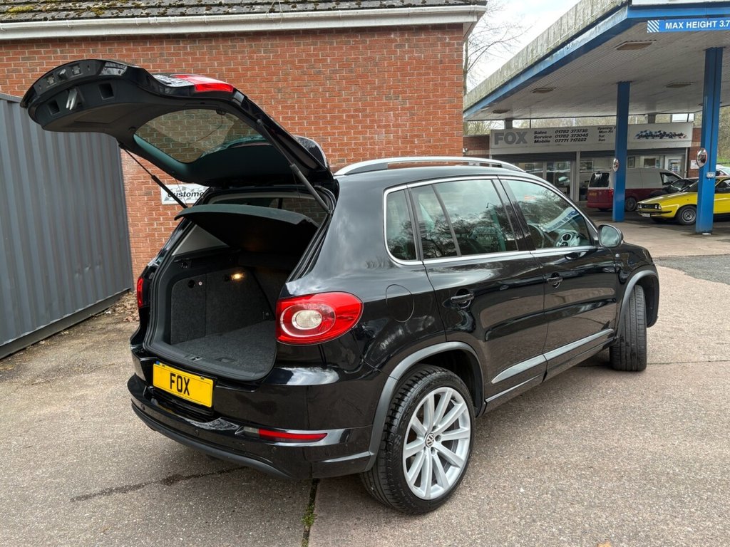 Used Volkswagen Tiguan 2010 for sale - 78082502: Photo 22