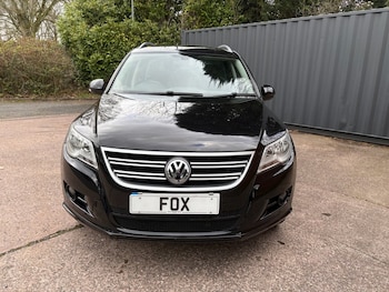Used Volkswagen Tiguan 2010 for sale - 78082502: Photo