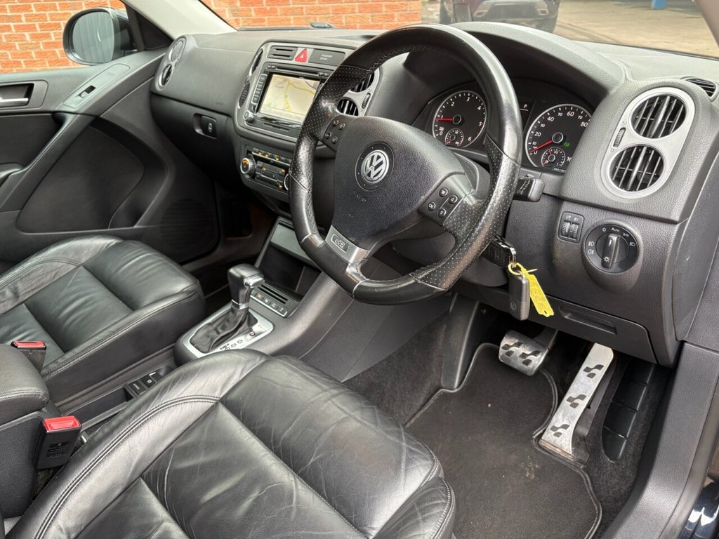 Used Volkswagen Tiguan 2010 for sale - 78082502: Photo 32