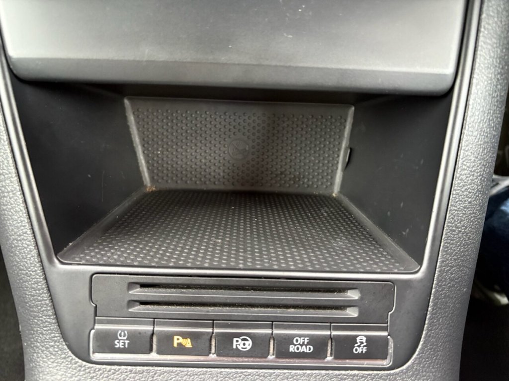 Used Volkswagen Tiguan 2010 for sale - 78082502: Photo 36