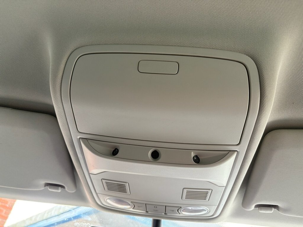 Used Volkswagen Tiguan 2010 for sale - 78082502: Photo 42