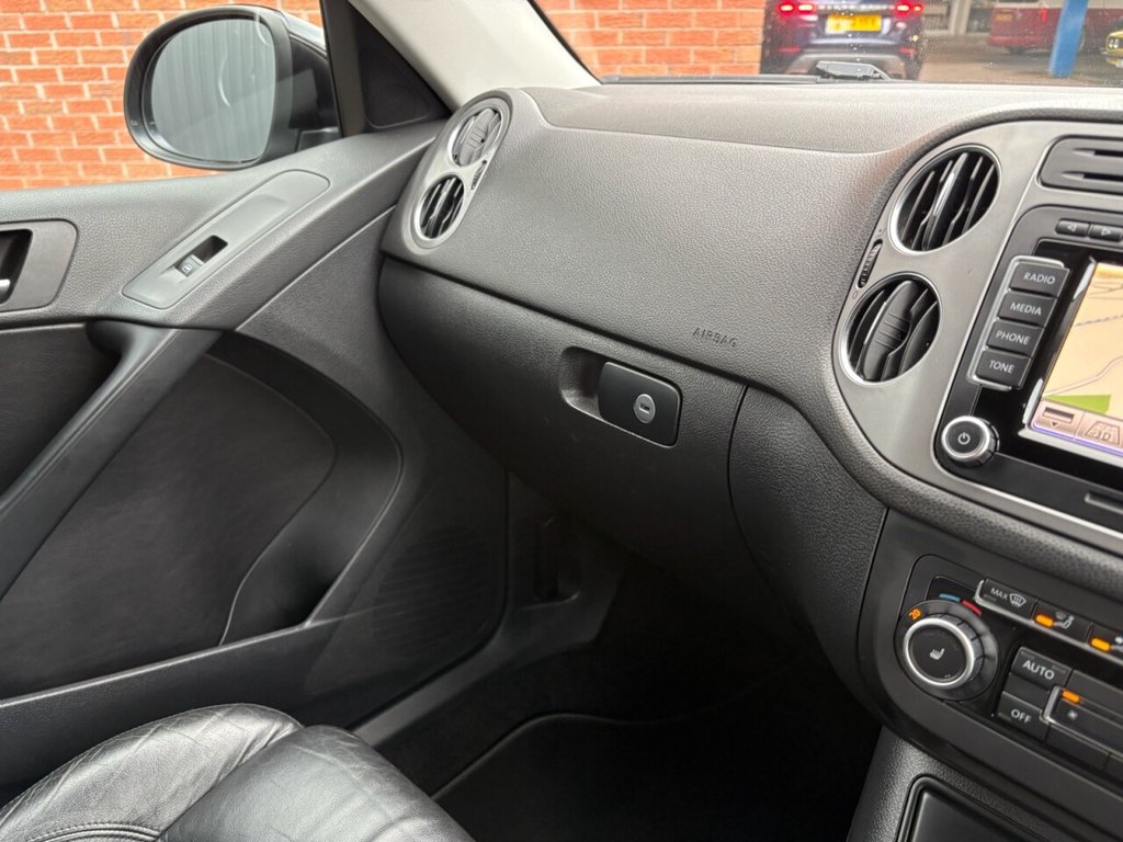 Used Volkswagen Tiguan 2010 for sale - 78082502: Photo 46