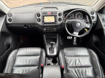 Used Volkswagen Tiguan 2010 for sale - 78082502: Photo