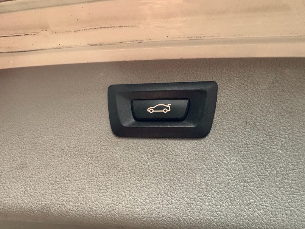 Used BMW 3 Series 2015 for sale - 76848259: Photo 12