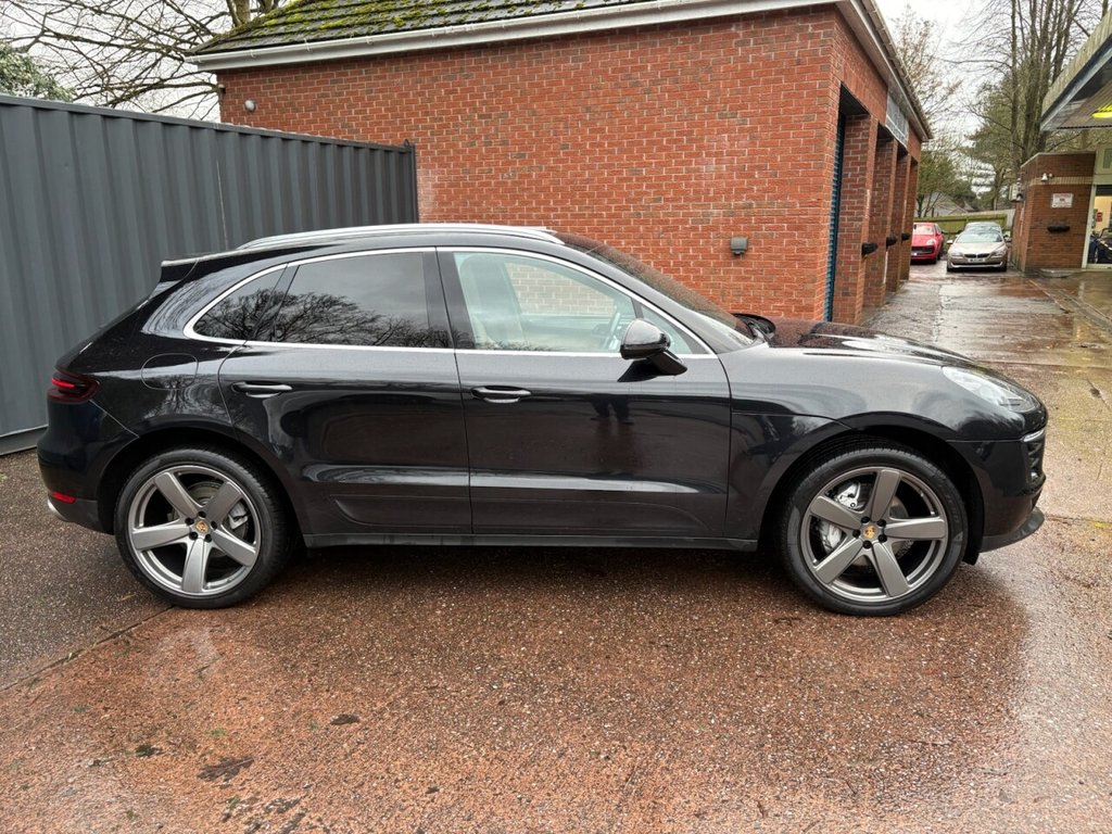 Used Porsche Macan 2016 for sale - 77546831: Photo 25