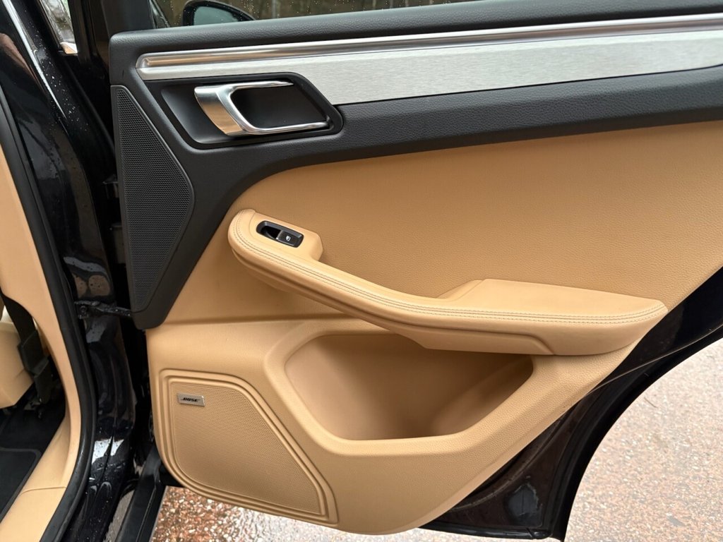 Used Porsche Macan 2016 for sale - 77546831: Photo 35