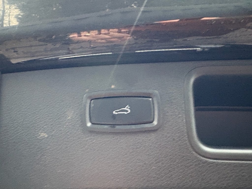 Used Porsche Macan 2016 for sale - 77546831: Photo 38