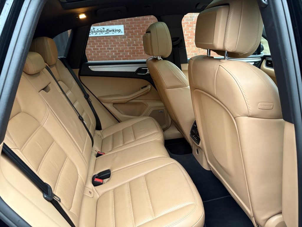 Used Porsche Macan 2016 for sale - 77546831: Photo 5