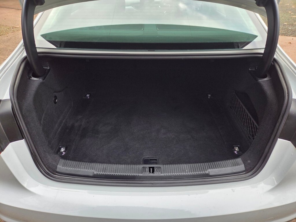 Used Audi A6 Saloon 2018 for sale - 77080343: Photo 14