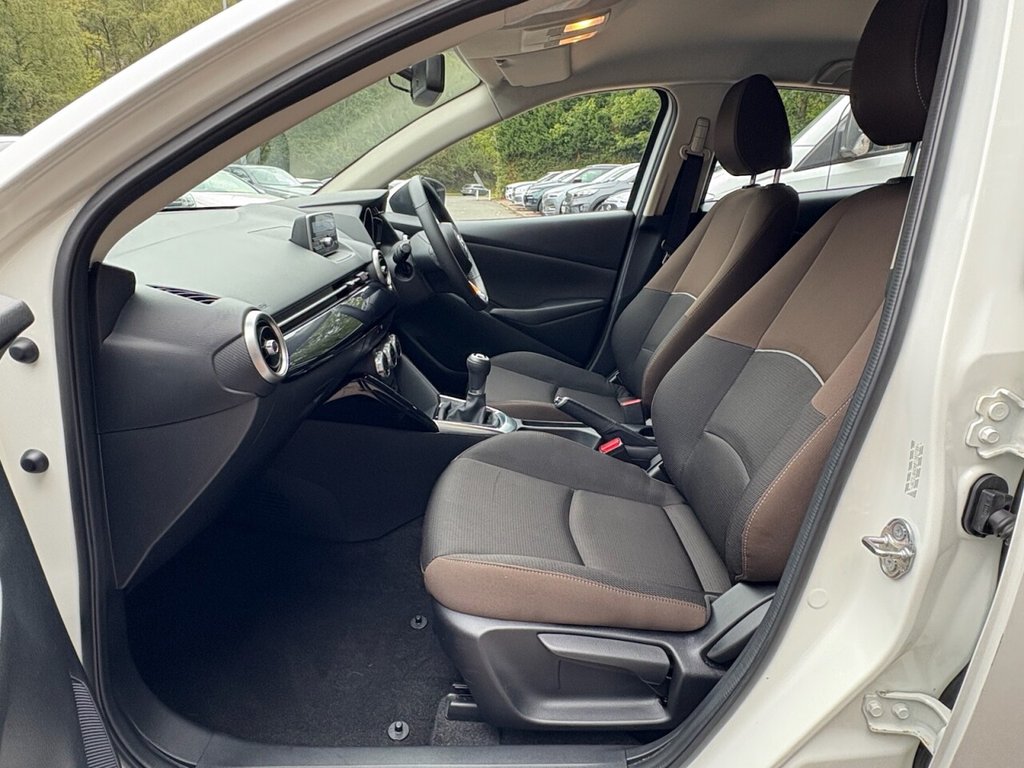 Used Mazda Mazda2 2021 for sale - 76092537: Photo 21