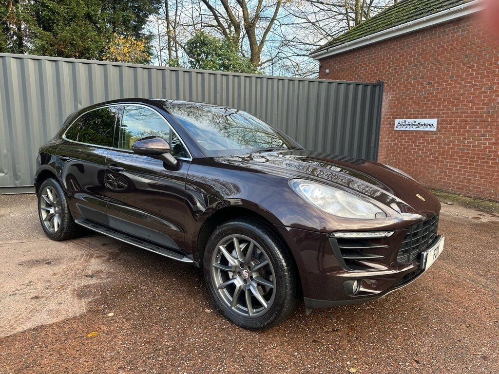 Used Porsche Macan 2016 for sale - 76910482: Photo 1