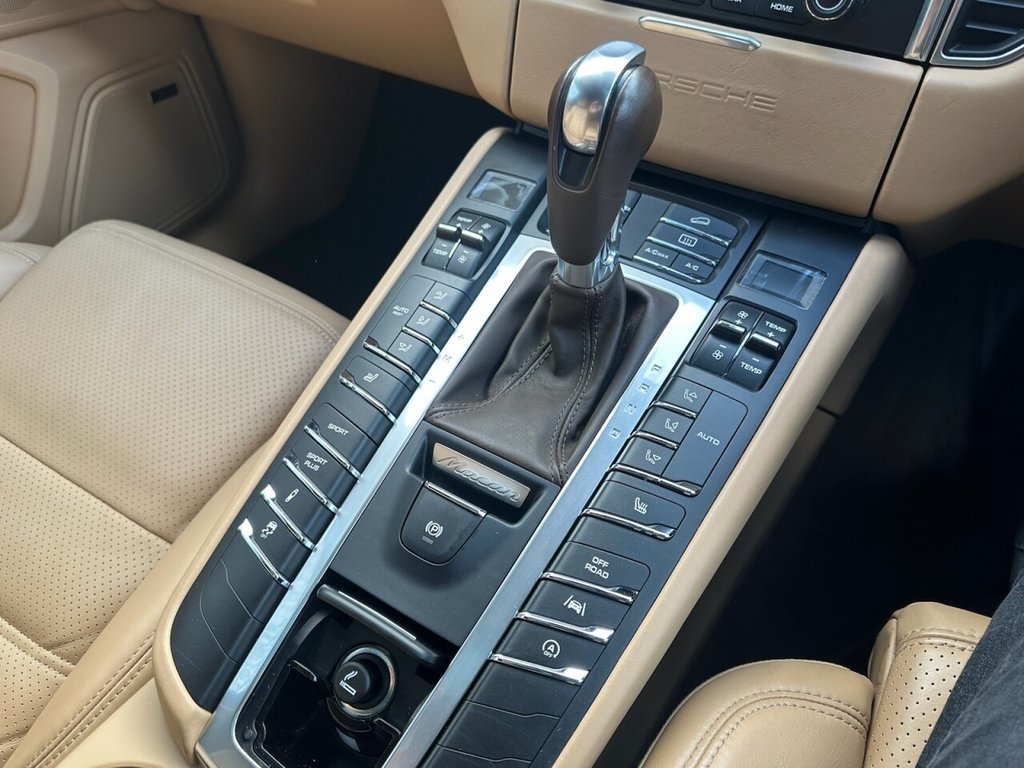 Used Porsche Macan 2016 for sale - 76910482: Photo 16