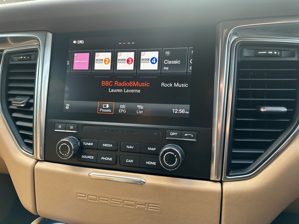 Used Porsche Macan 2016 for sale - 76910482: Photo 20