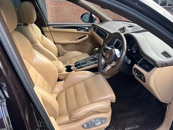 Used Porsche Macan 2016 for sale - 76910482: Photo