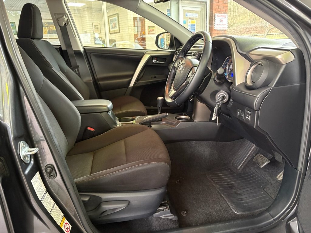 Used Toyota RAV4 2013 for sale - 77780074: Photo 11