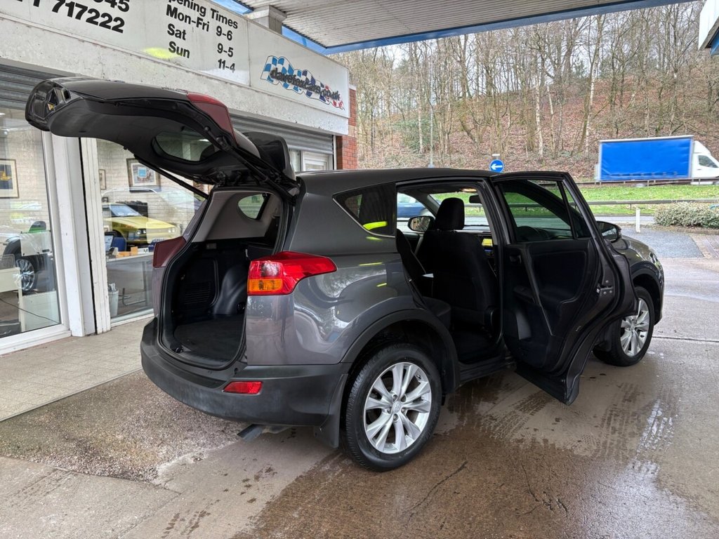 Used Toyota RAV4 2013 for sale - 77780074: Photo 14