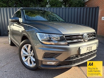 Volkswagen - Tiguan