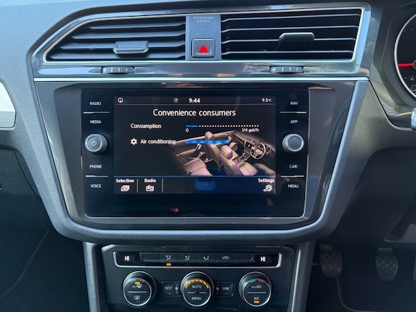 Used Volkswagen Tiguan 2018 for sale - 76039071: Photo 36