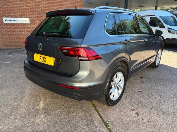 Used Volkswagen Tiguan 2018 for sale - 76039071: Photo 3